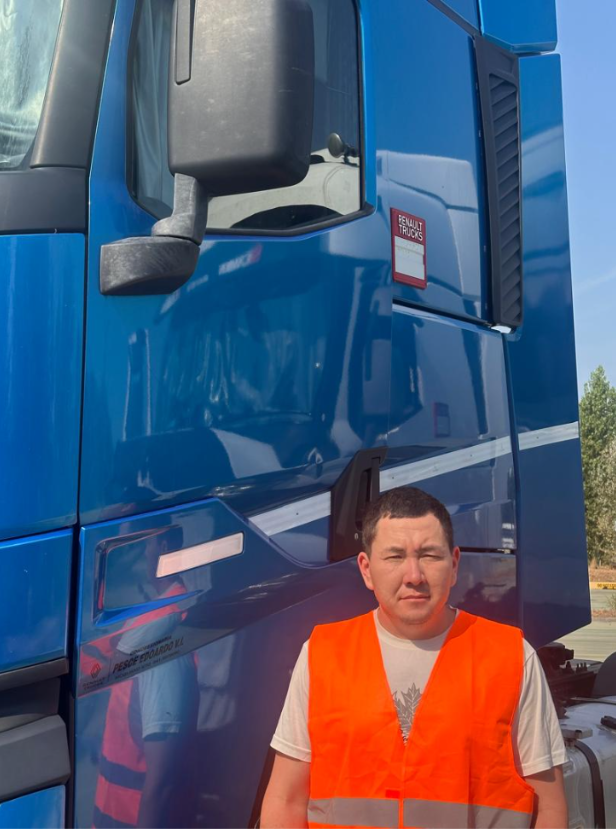 Syrgabai Uulu Mars — Autista professionista ADAM IACOB LOGISTIC